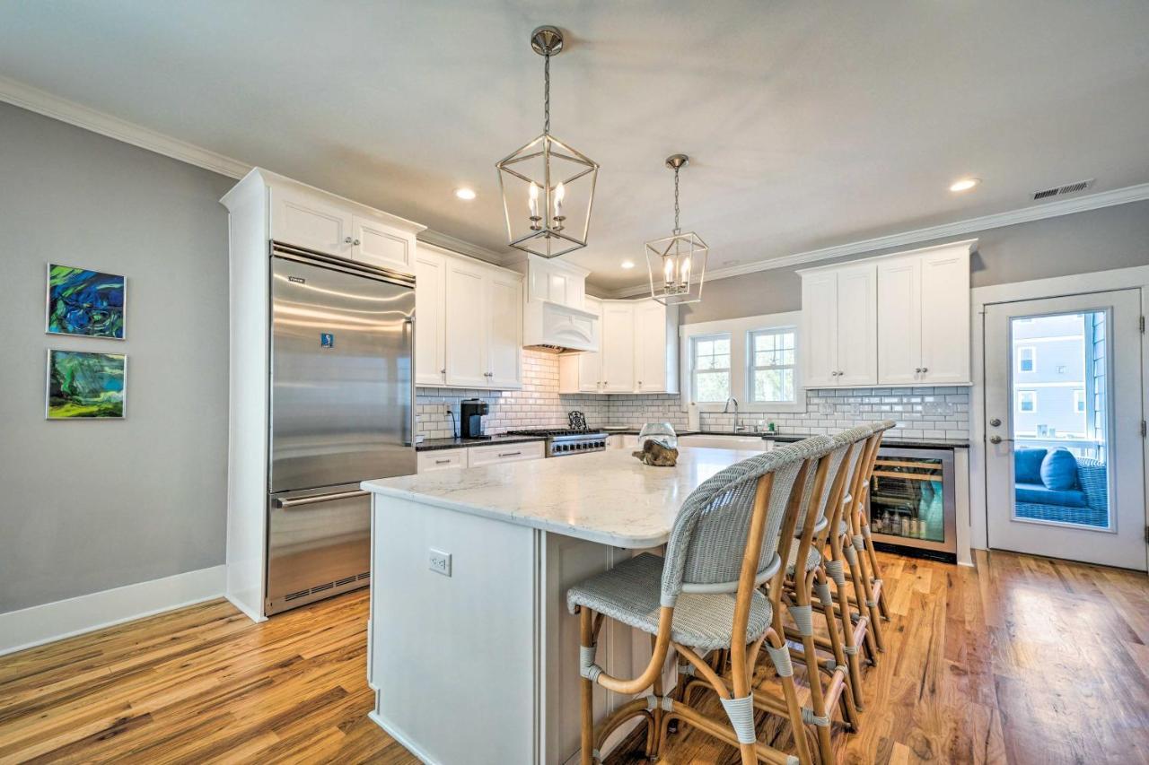 Bright Coastal Abode With Porch And Beach Access! Carolina Beach Luaran gambar
