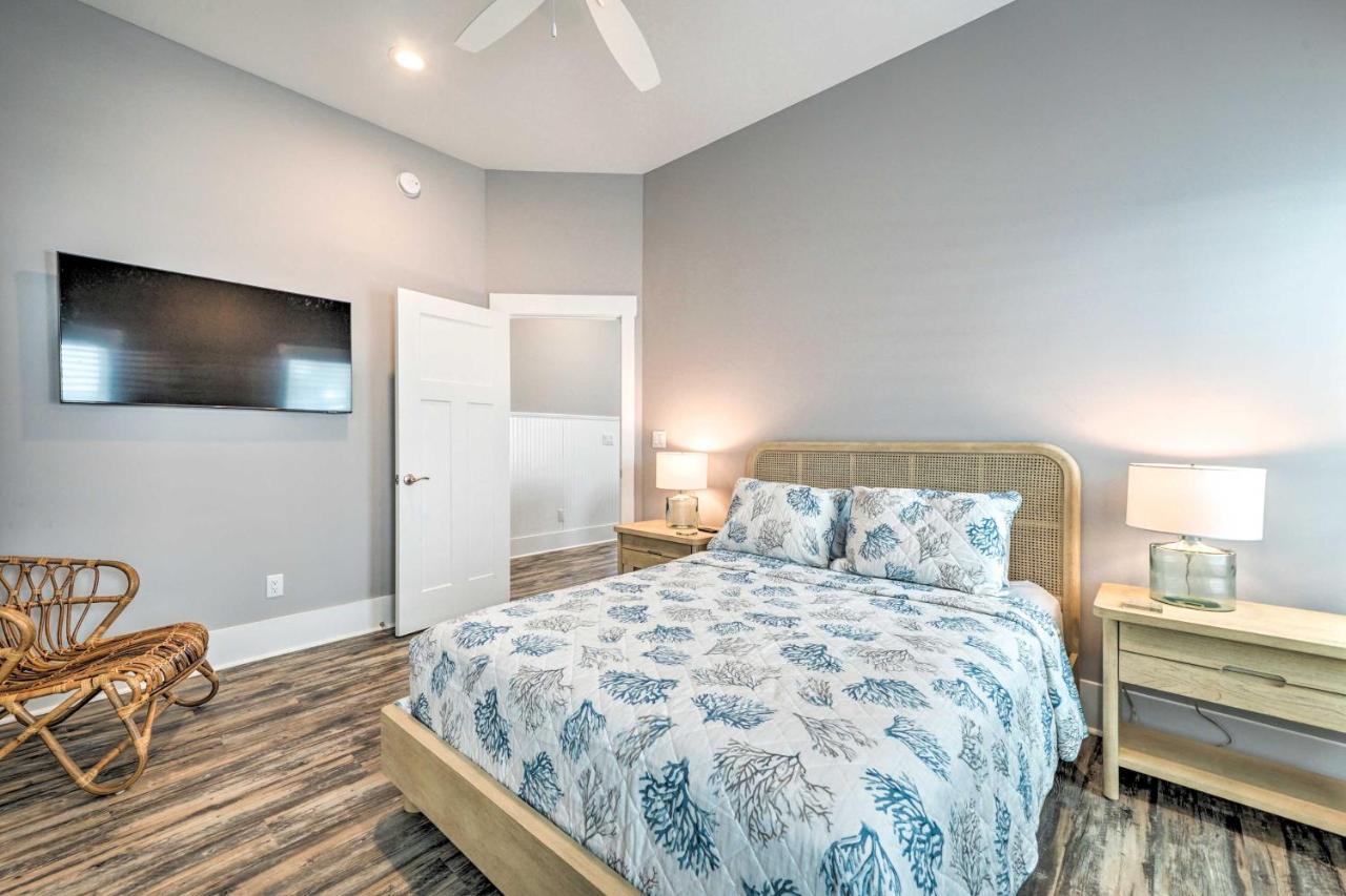 Bright Coastal Abode With Porch And Beach Access! Carolina Beach Luaran gambar